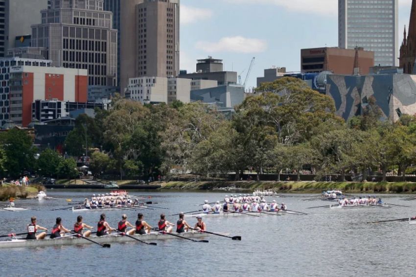 Rowing on the Lower Yarra River, Melbourne